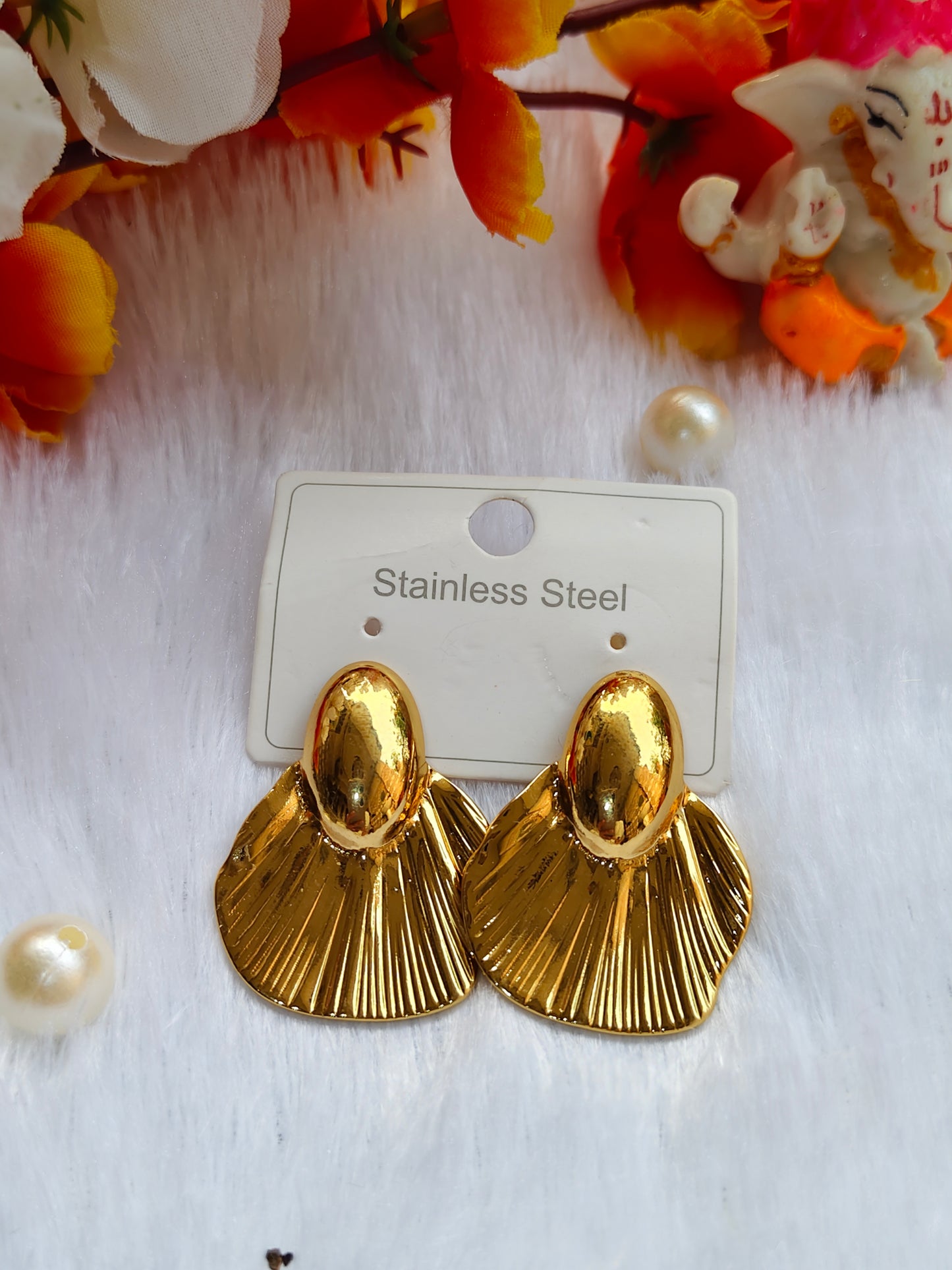 Elegant Gold-Tone Statement Fan Earrings – Stainless Steel