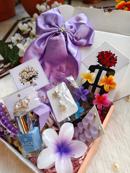Lavender Dream Gift Hamper for Girls – Hair Accessories, Jewelry Box