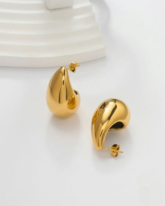 Gold Chunky Teardrop Stud Earrings – Lightweight Waterdrop Studs
