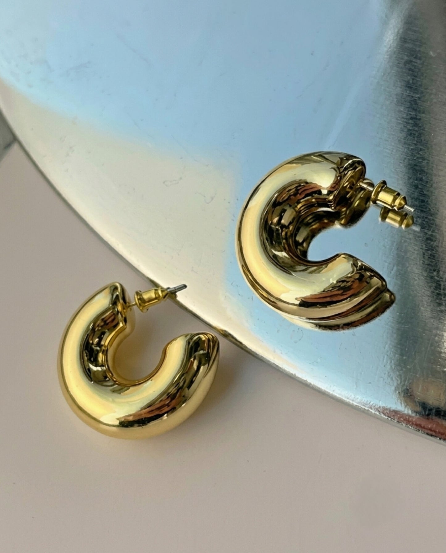 Gold Chunky C-Hoop Earrings – Bold Lightweight Dome Huggie Hoops