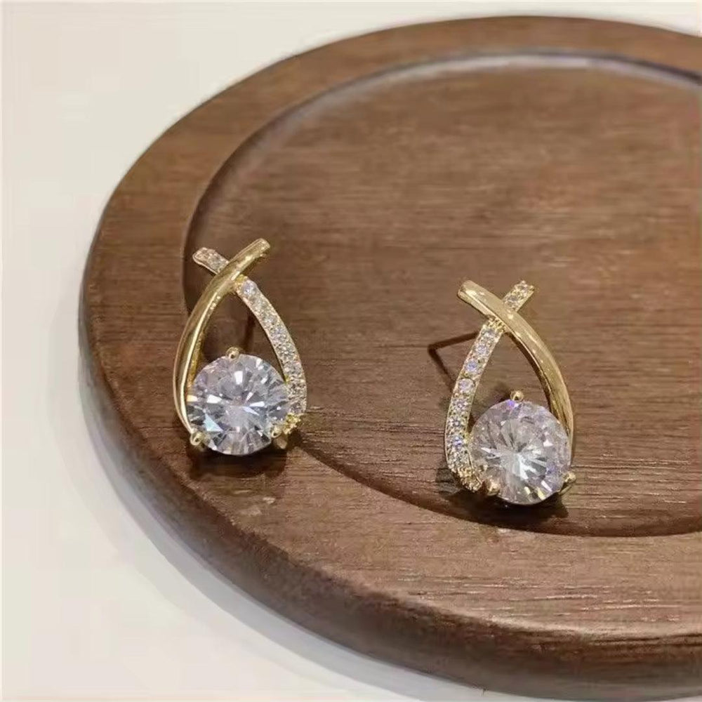 Korean Luxury Crystal Teardrop Gold Stud Earrings