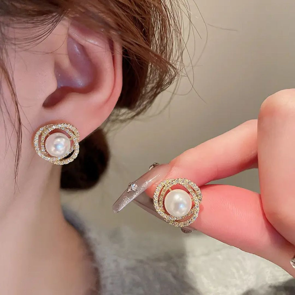 Elegant Gold-Plated Pearl Stud Earrings with Sparkling Cubic Zirconia Circle Design